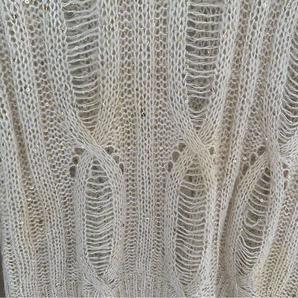 Jennifer Lopez Women’s Loose Knit See Thru Sweater size S - Picture 4 of 4